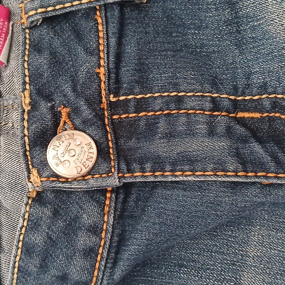Zana Di Women's Jweled Denim Shorts - Picture 2 of 13